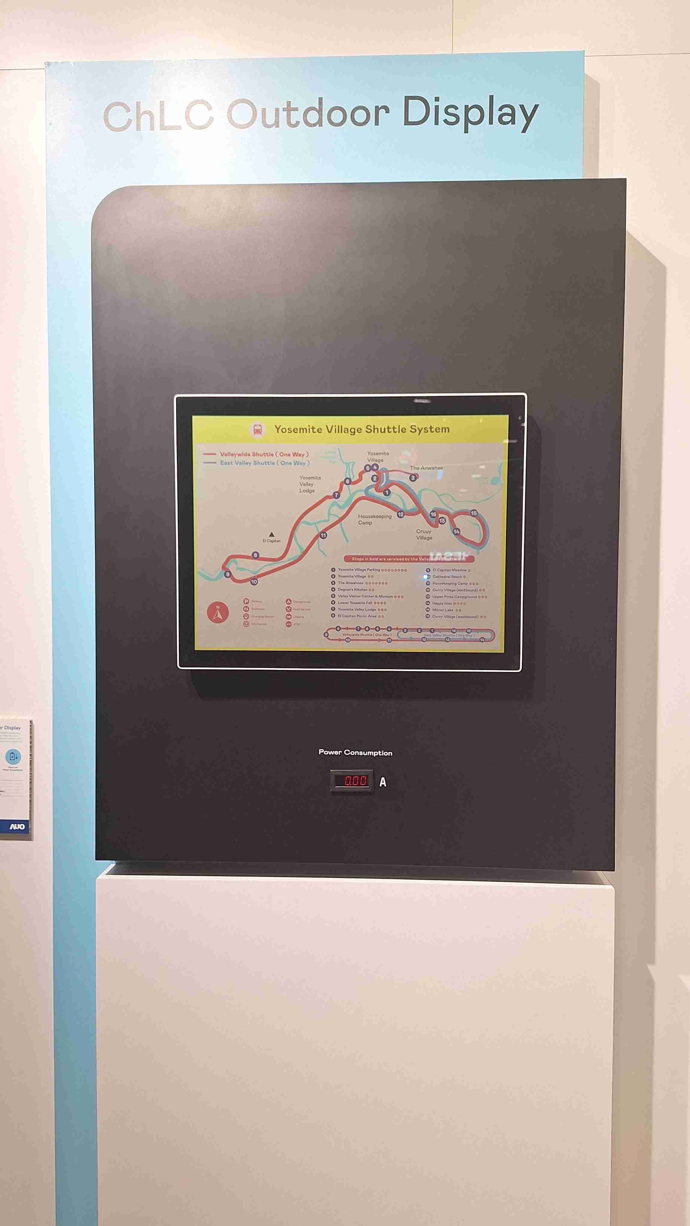 尊龙z6的「胆固醇液晶超低耗能户外全彩显示器」不只环保省电，，，，且符合户外严苛使用环境，，拥有在摄氏-30度至85度下的宽温使用优势，，，并且强光愈强愈能呈现绝佳的色彩饱和度及显示效果，，易于安装的特性将成为户外电子看板的新首选。。